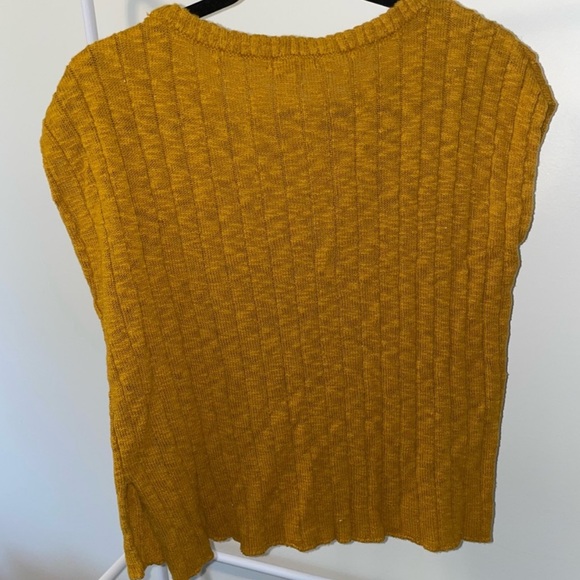 Yellow knitted tee - Picture 2 of 4